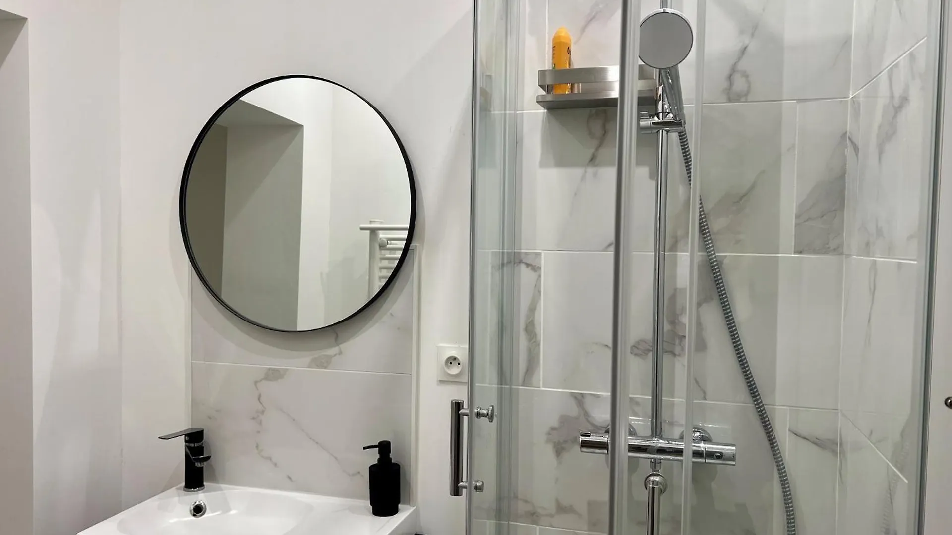 Apartment Beautiful, City Center & Calm Aix-en-Provence